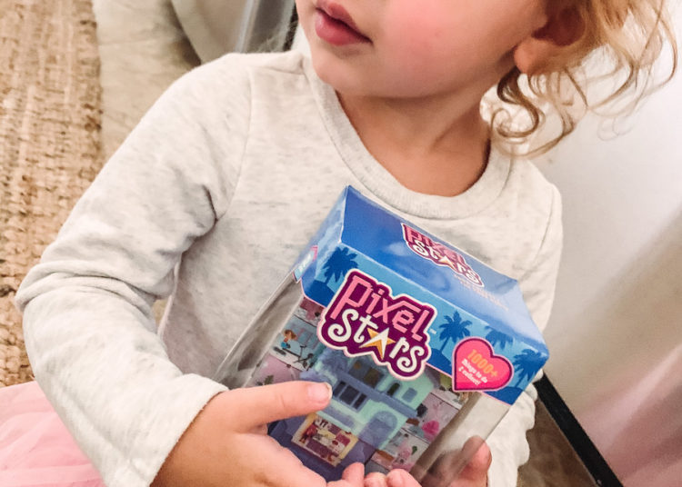 PIXEL STARS DIGITAL DREAMHOUSE